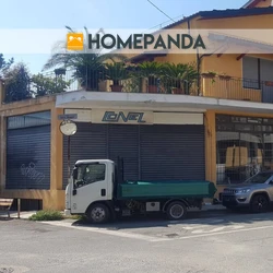 Locale commerciale posizionato in via comoda ai servizi