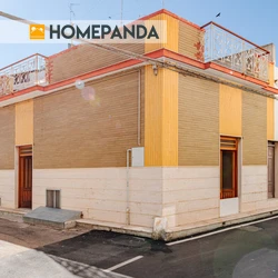 CASA INDIPENDENTE AL PIANO TERRA CON CANTINA E TERRAZZO