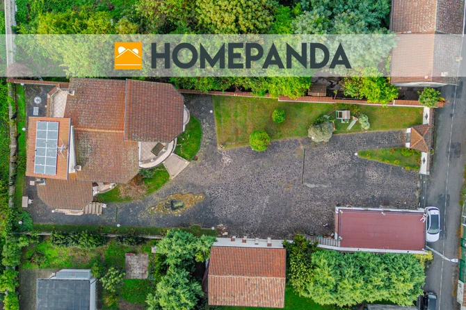 VILLA ARREDATA, con giardino, box doppio e terrazzo