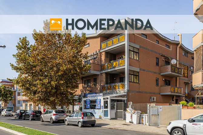 Appartamento Ristrutturato su due livelli con posto auto.