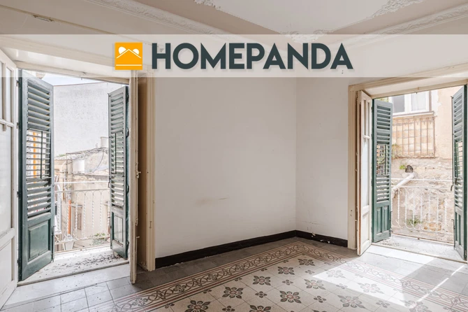 Appartamento d'epoca 110 mq al 2° piano in piccolo condominio signorile – da ristrutturare
