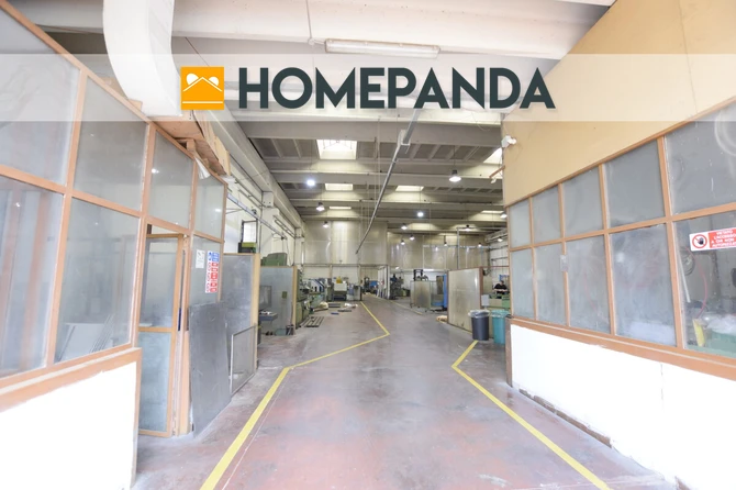 Capannone industriale di 1.200 mq. circa 