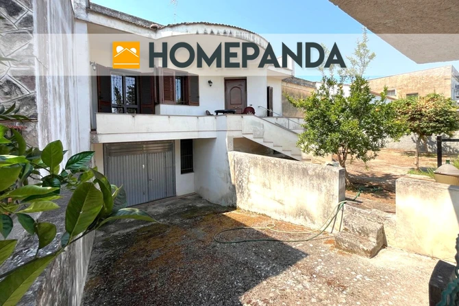 Vivere il Salento Autentico: Villa Esclusiva con Ampi Spazi e Privacy