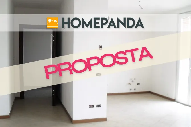 Villaggio Sposi, trilocale non arredato, completo di box doppio in lunghezza.