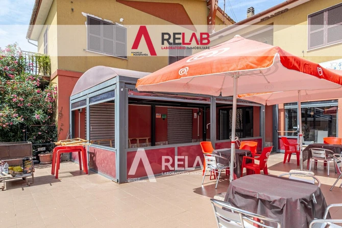 Attività commerciale  già operativa con ampi spazi 