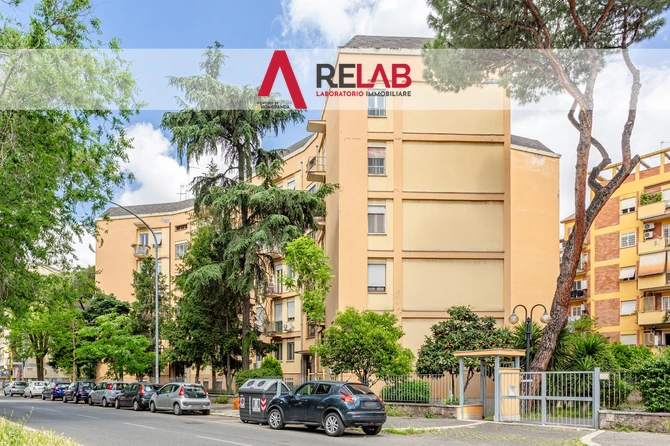 Trilocale, Viale Palmiro Togliatti -  Roma