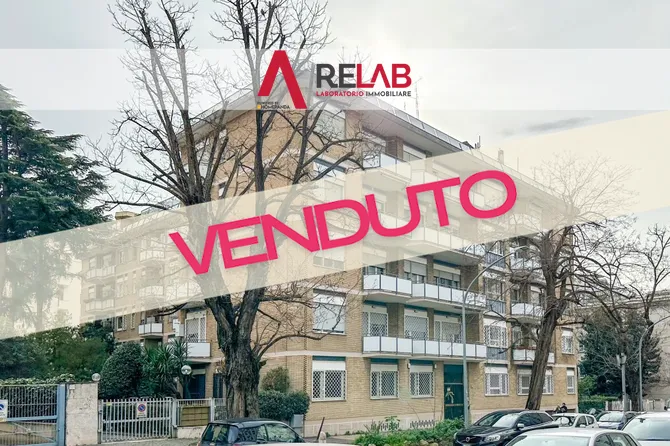 Viale Shakespeare Bilocale Ristrutturato